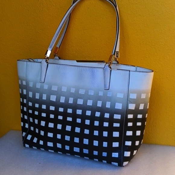 COACH Madison Gingham Black and White Jet Set Tote Bag Handbag with mini Wallet - Picture 2 of 9